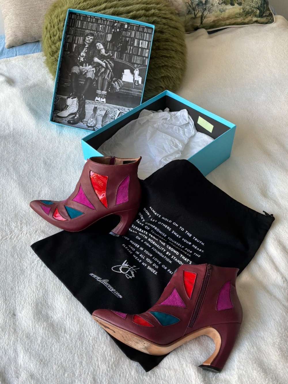 John Fluevog Twist Waltz Geometric Ankle Boots Burgundy Multi Size 9 OG Box